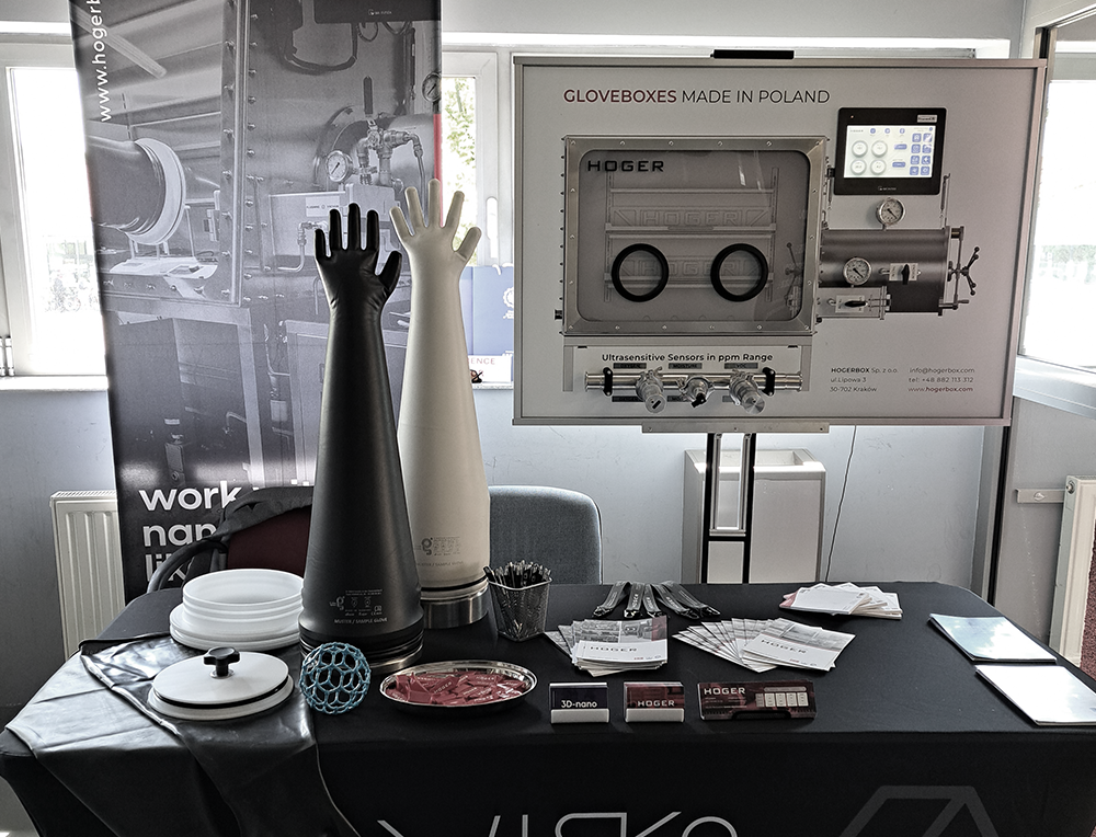 Read more about the article 3D-nano Exhibited at the 12th Carbon Symposium 2026